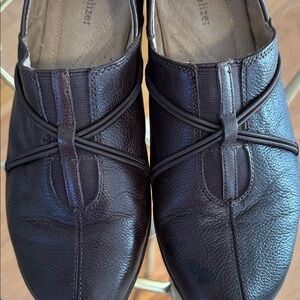 Naturalizer Natania 2 Dark Brown Leather Slip-on low-heeled shoes, size 8.5, EUC